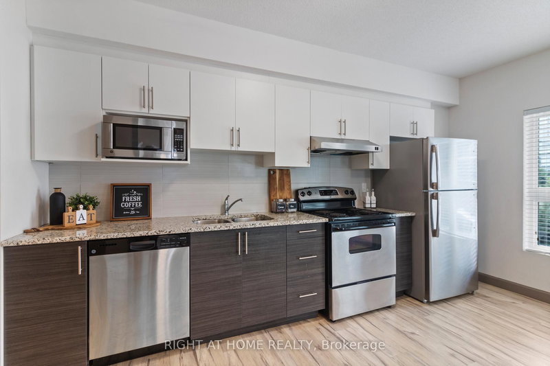 156 - 258A SUNVIEW St, Waterloo, N2L 0H7 | Image 2