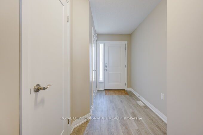 114 Laguna Village Cres  Hamilton, L0R 1P0 | Image 3