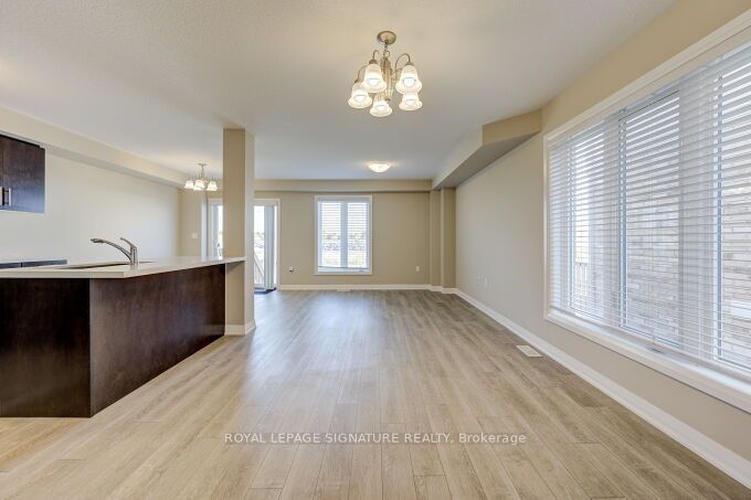 114 Laguna Village Cres  Hamilton, L0R 1P0 | Image 6