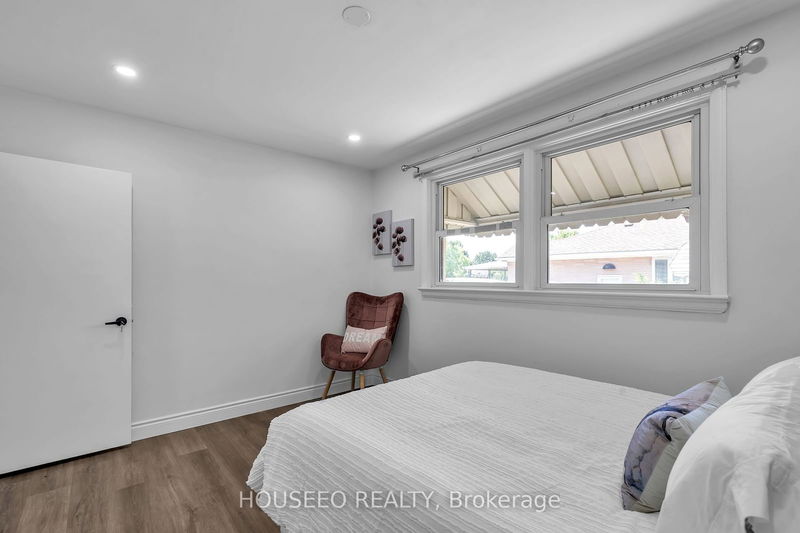 54 Tweedsmuir Ave  London, N5W 1K7 | Image 13