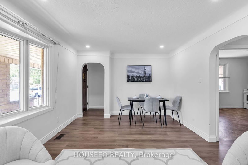 54 Tweedsmuir Ave  London, N5W 1K7 | Image 7