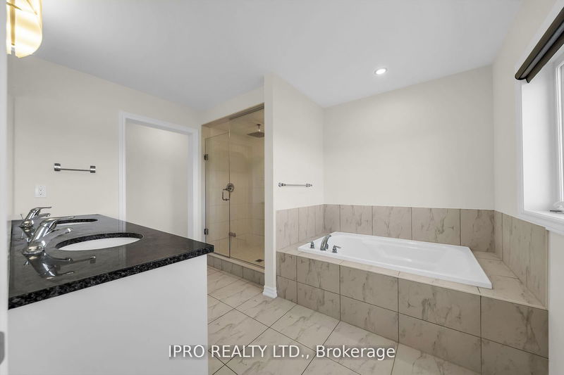 37 Bee Cres  Brantford, N3T 0V7 | Image 23