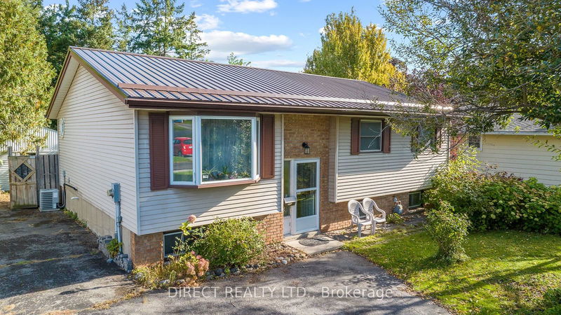 4 Van Alstine Dr  Quinte West, K8V 6K5 | Image 1