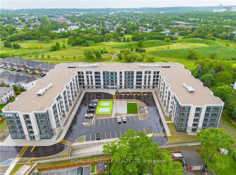home for lease on LP45-50 Herrick Avenue
