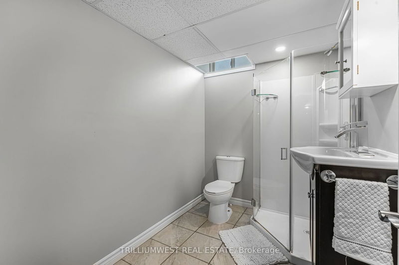 23 Natalie Crt  Thorold, L2V 5C6 | Image 34