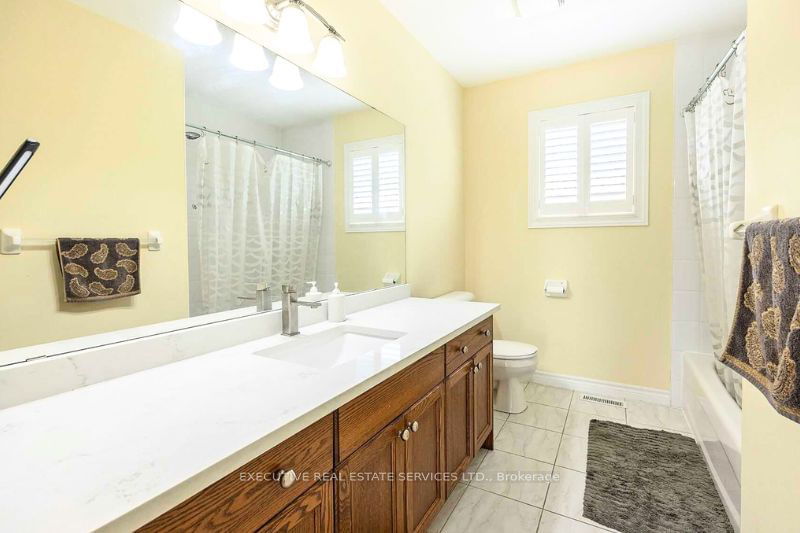 1556 Green Gables Rd  London, N6M 0A6 | Image 18