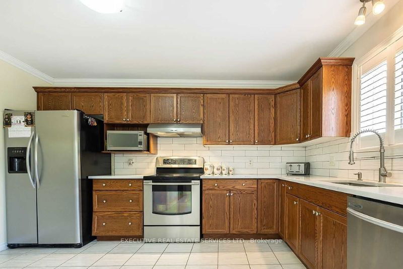 1556 Green Gables Rd  London, N6M 0A6 | Image 9