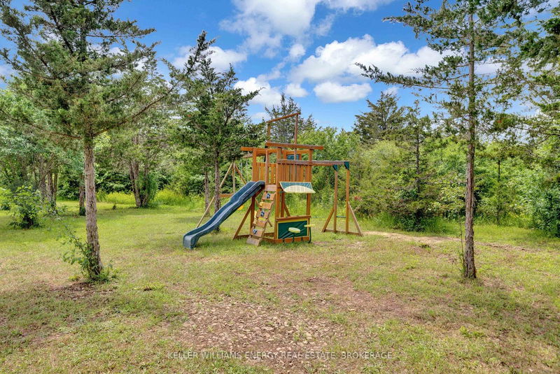 1331 Lakeside Dr  Prince Edward County, K0K 1T0 | Image 38