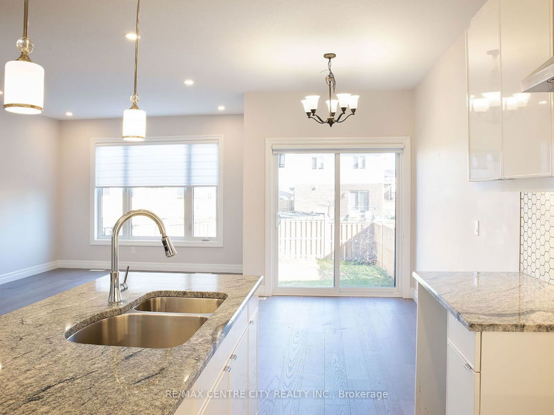 3710 SOMERSTON Cres  London, N6L 0G4 | Image 9