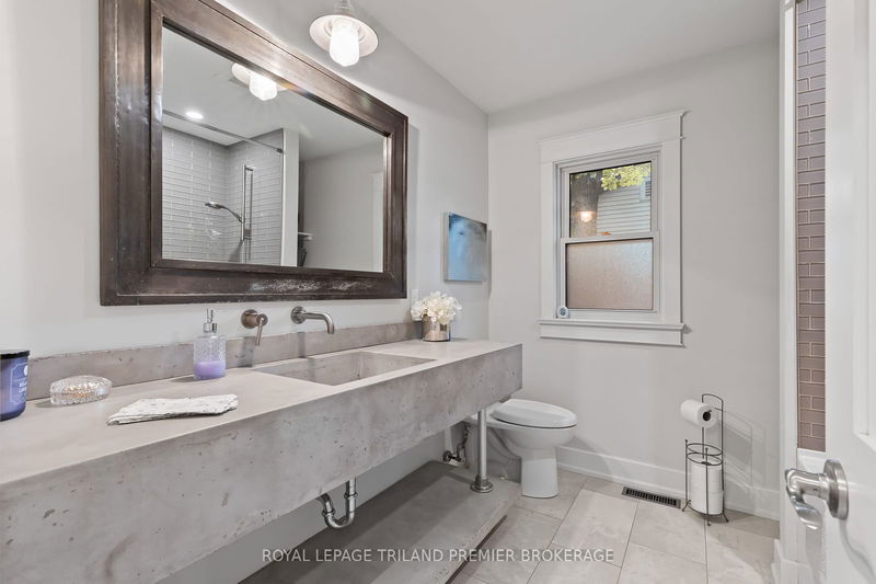 1630 Hillside Dr  London, N6G 2P9 | Image 20