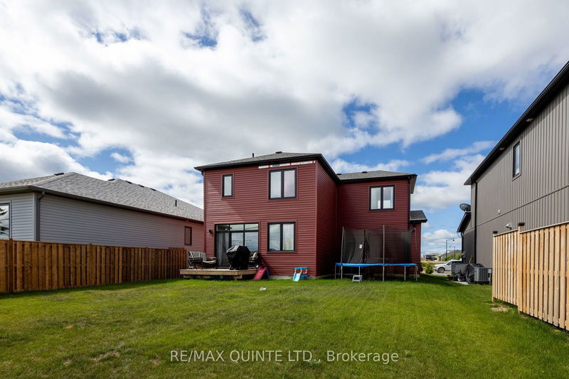 7 Allen St  Prince Edward County, K0K 2T0 | Image 25