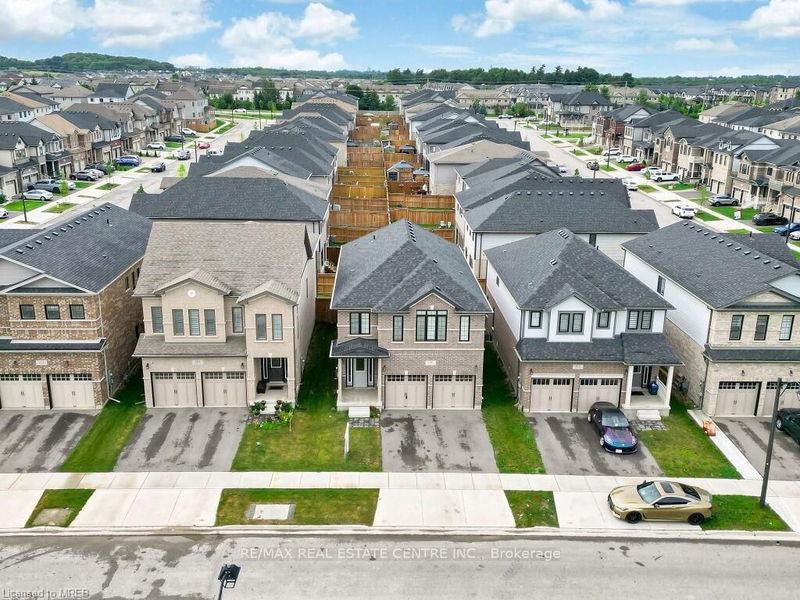 home for lease on 126 Tartan Avenue