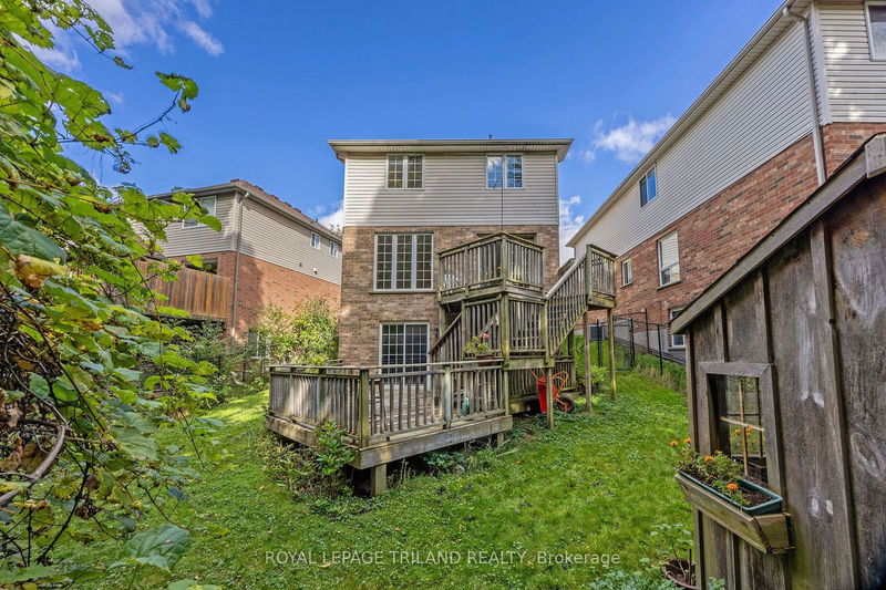 235 Rossmore Crt  London, N6C 6B7 | Image 33