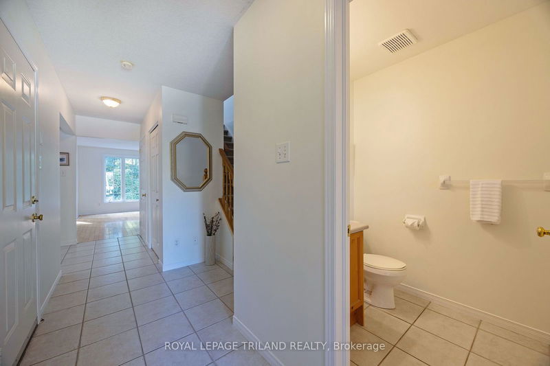 235 Rossmore Crt  London, N6C 6B7 | Image 6