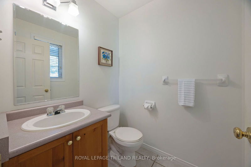 235 Rossmore Crt  London, N6C 6B7 | Image 7