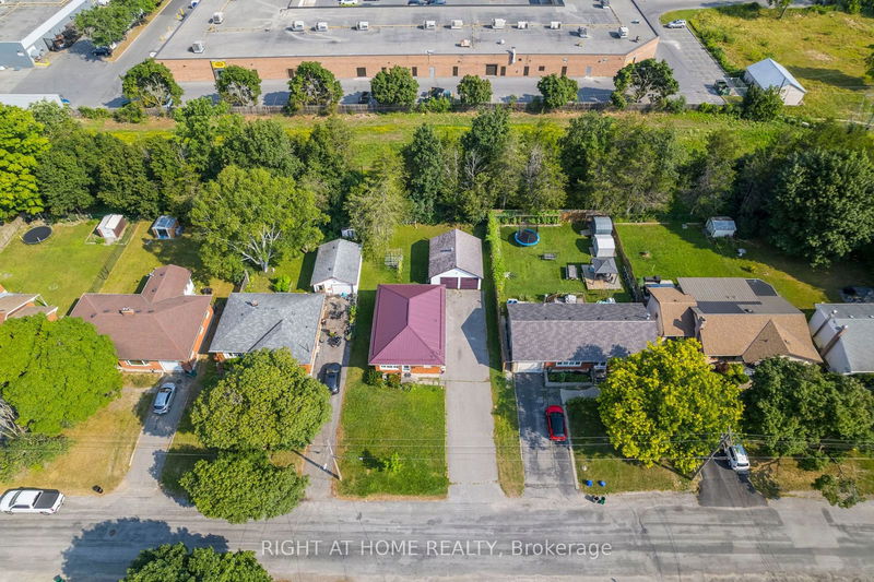 18 Harris Cres  Belleville, K8P 2M6 | Image 3