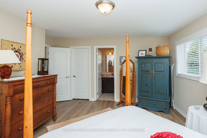 10 Horton Pl  Kawartha Lakes, K9V 0C2 | Image 23