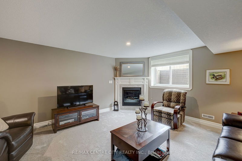 7 Drake Crt  Strathroy-Caradoc, N7G 0E1 | Image 23