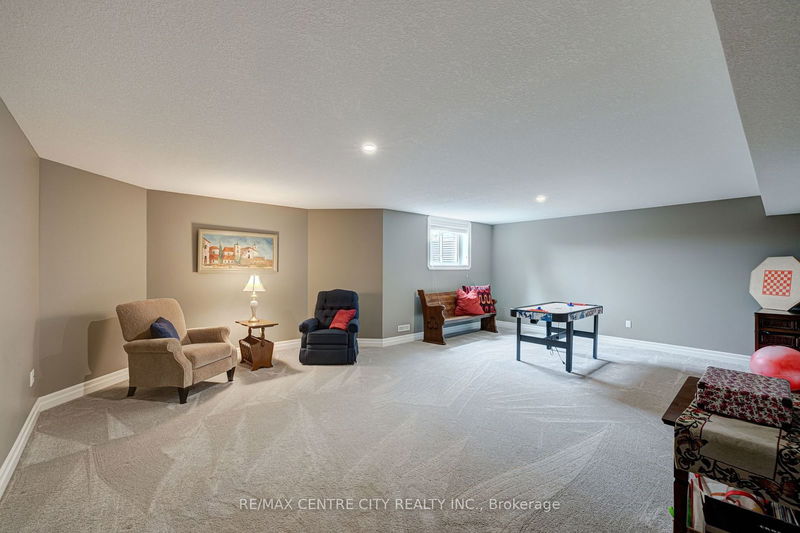 7 Drake Crt  Strathroy-Caradoc, N7G 0E1 | Image 25