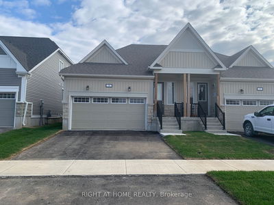 9 Golf Link Dr, Loyalist - 