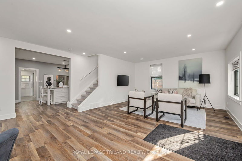 242 HASTINGS St  North Middlesex, N0M 2K0 | Image 19