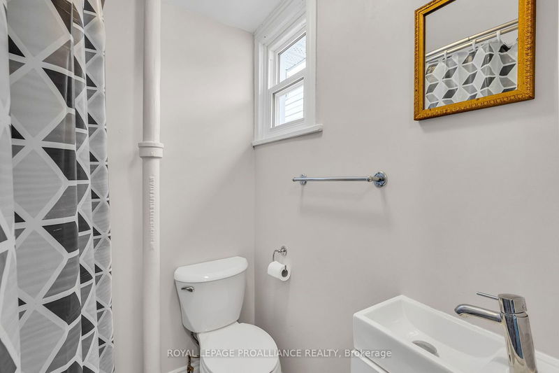 18 Greene St  Belleville, K8P 1R5 | Image 35