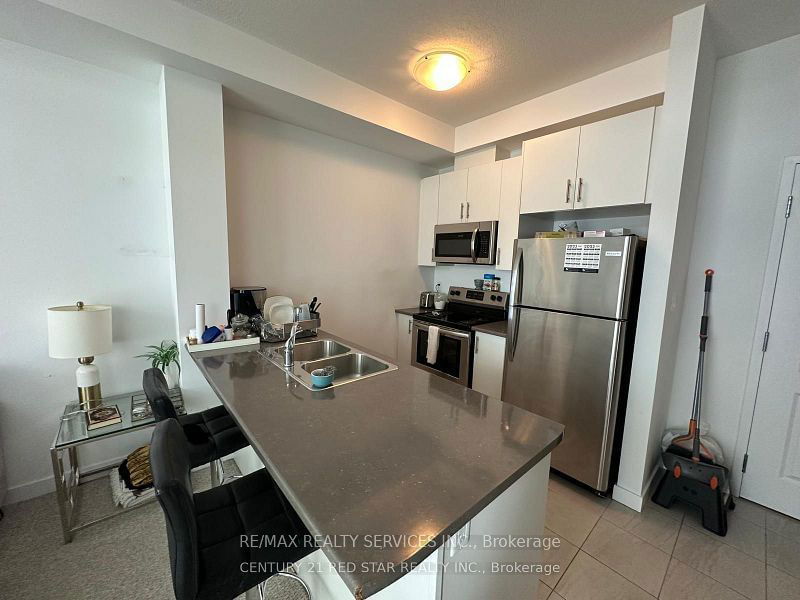 home for lease on 612-101 Shoreview Place