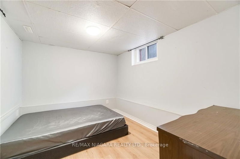 4586 Fifth Ave  Niagara Falls, L2E 4R6 | Image 22