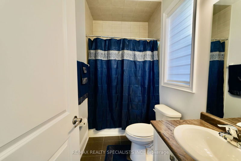 1072 Edinburgh Dr  Woodstock, N4T 0M5 | Image 32