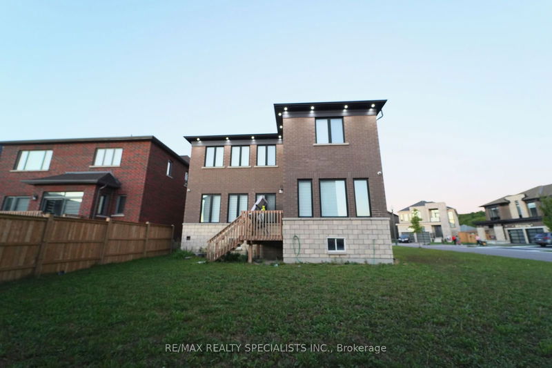 1072 Edinburgh Dr  Woodstock, N4T 0M5 | Image 39