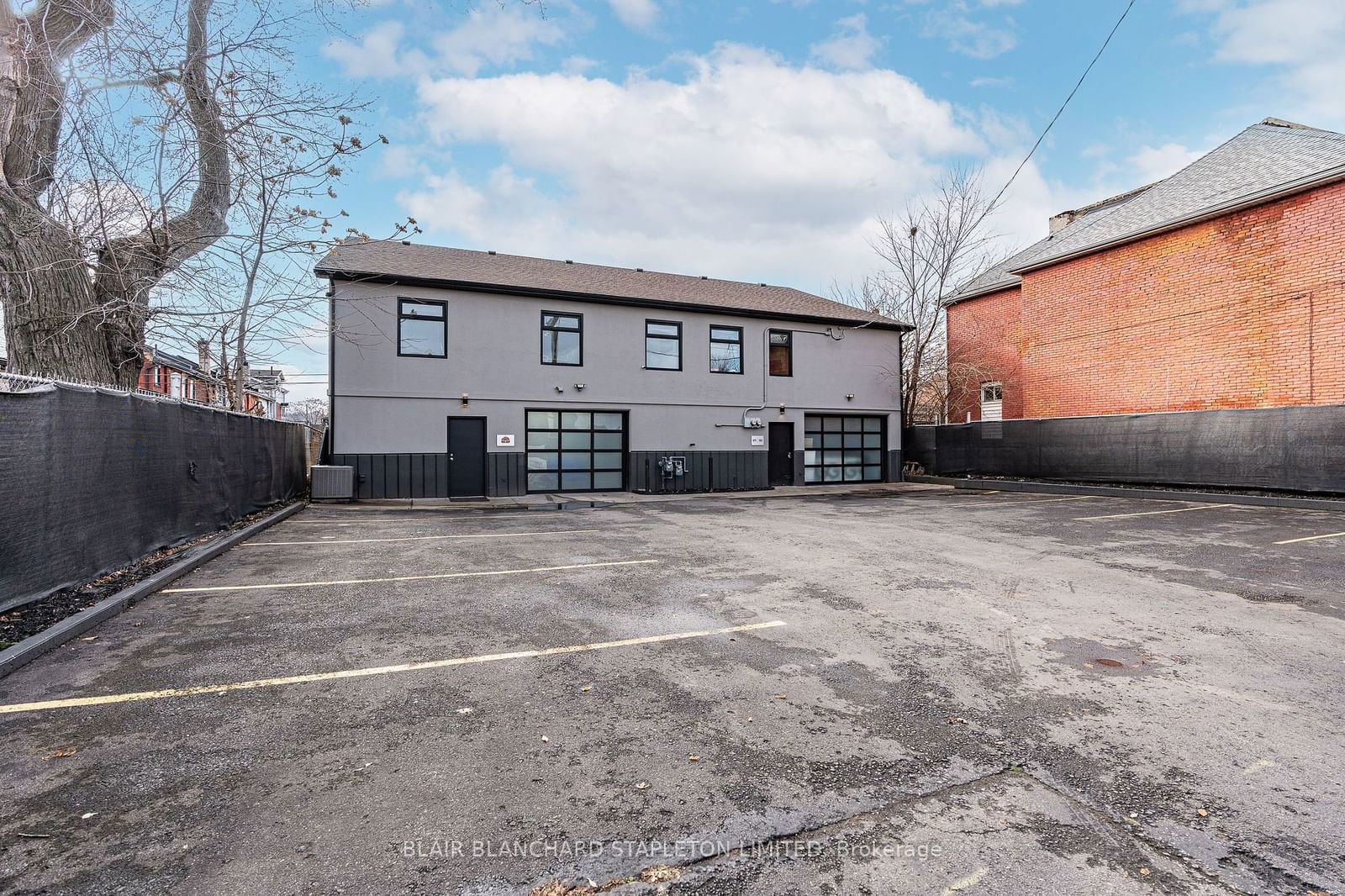 Office sold at 122 Burton Street, Hamilton, Bartonville, L8L 3R5 - MLS: X9396679