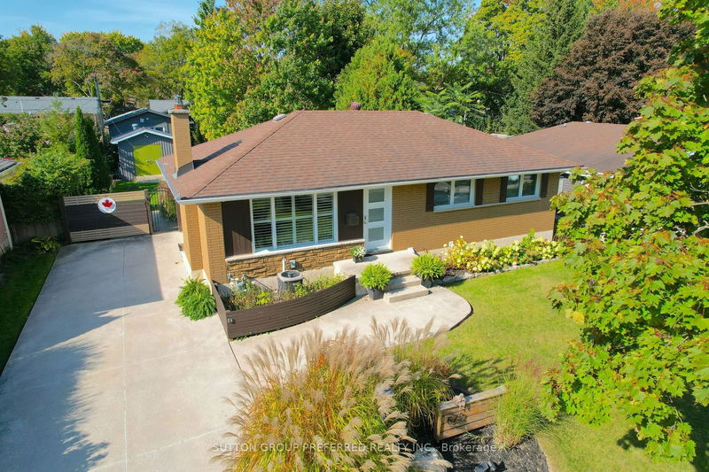 home for sale on 572 Ridgewood Crescent