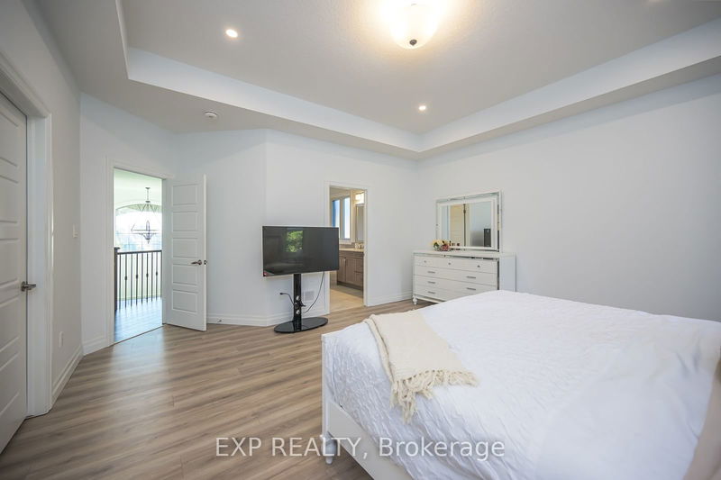 2230 Red Thorne Ave  London, N6P 0E9 | Image 16