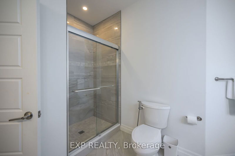 2230 Red Thorne Ave  London, N6P 0E9 | Image 18