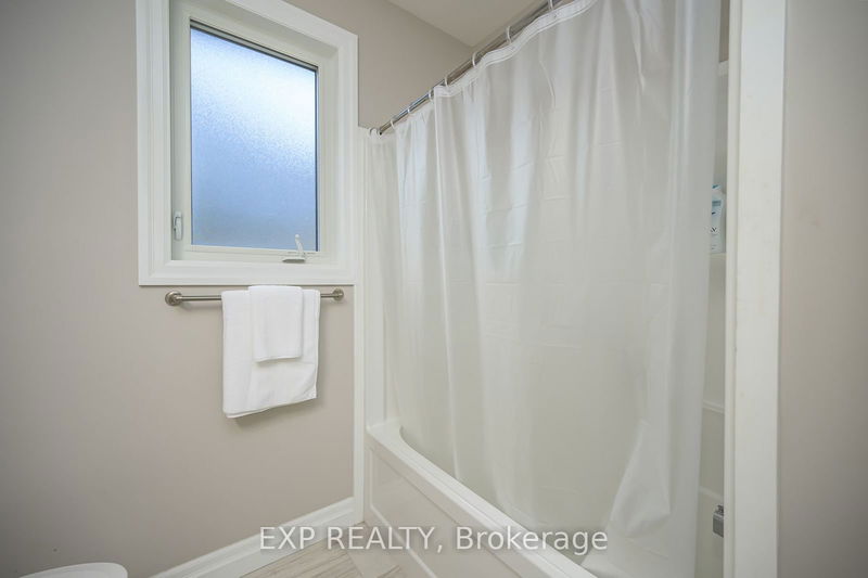 2230 Red Thorne Ave  London, N6P 0E9 | Image 26