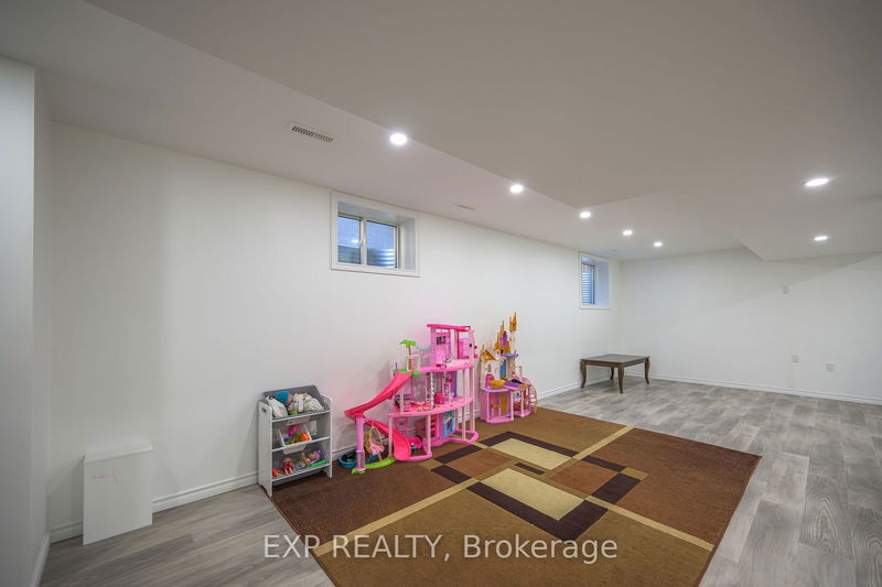 2230 Red Thorne Ave  London, N6P 0E9 | Image 30