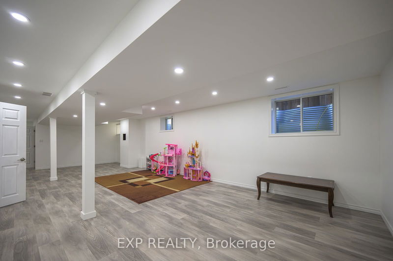 2230 Red Thorne Ave  London, N6P 0E9 | Image 31