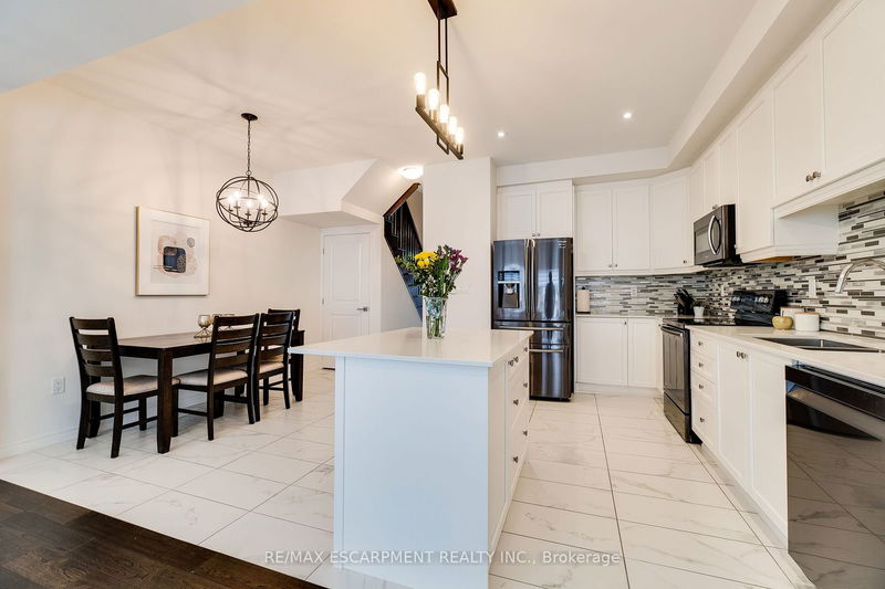 32 Greenwich Ave  Hamilton, L8J 0L5 | Image 15