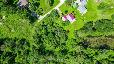 9 Laela Crescent — more photos