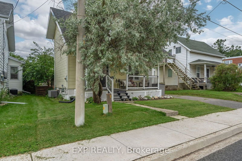 251 King St  Quinte West, K8V 3X2 | Image 3