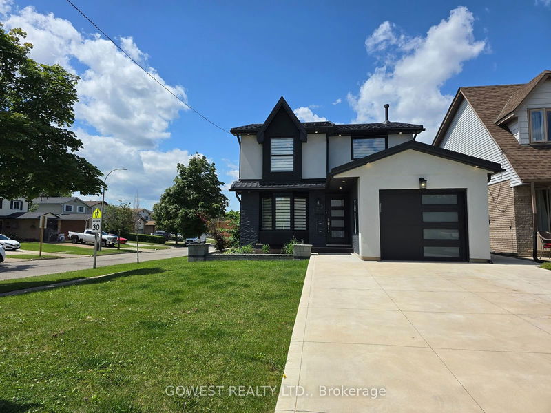 123 Dewitt Rd  Hamilton, L8G 4E3 | Image 1