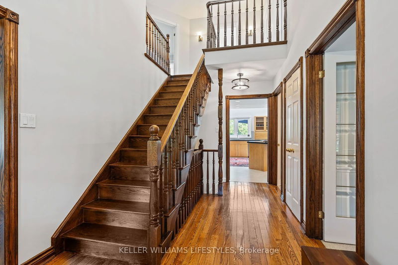 79 Highland Woods Crt  London, N6C 5X2 | Image 8