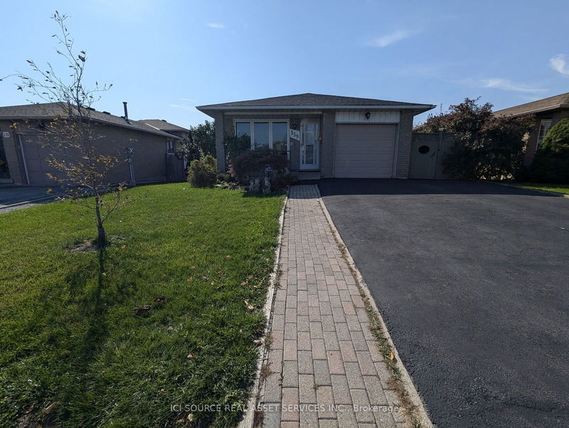 139 Independence Dr  Hamilton, L8W 3H7 | Image 1