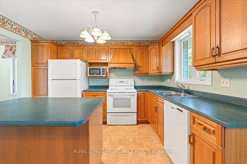 1952 Melrose Rd  Tyendinaga, K0K 2N0 | Image 13