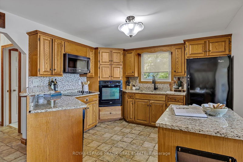 490 McConnell Dr  Smith-Ennismore-Lakefield, K9J 6X3 | Image 11