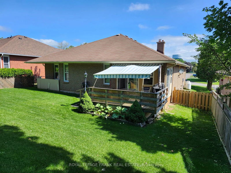 18 Russell Hill Rd  Kawartha Lakes, K0M 1A0 | Image 29