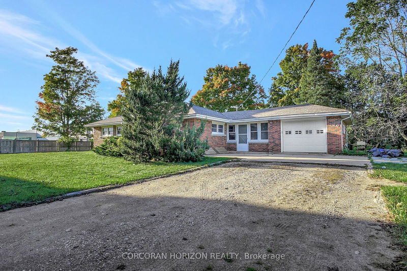 home for lease on 190 Pinebush Road