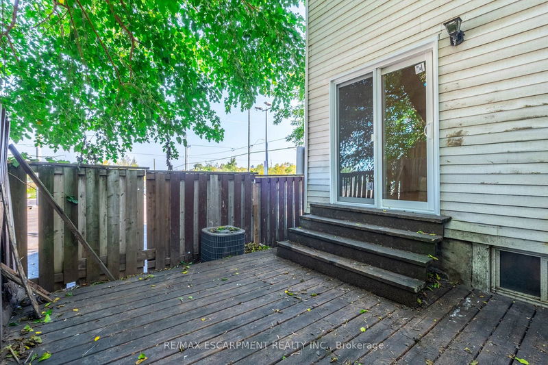 213 Caroline St N Hamilton, L8R 2S2 | Image 19