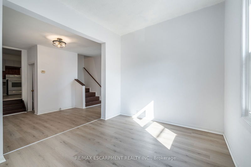 213 Caroline St N Hamilton, L8R 2S2 | Image 5