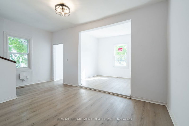 213 Caroline St N Hamilton, L8R 2S2 | Image 6